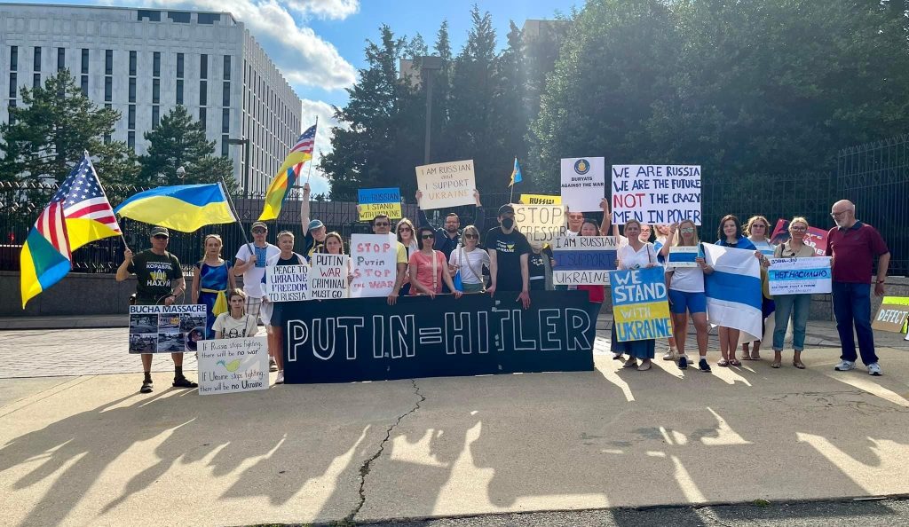 Пресс-релиз: Фонд «Свободная Россия» запускает кампанию #НетВойне / #NoToWar