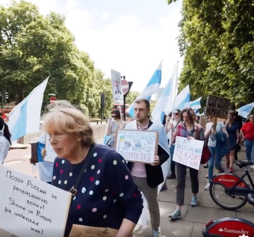 Пресс-релиз: Фонд «Свободная Россия» запускает кампанию #НетВойне / #NoToWar